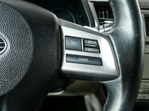 Used 2014 Subaru Outback 2.5i Limited image 16