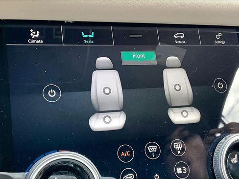 Used 2020 Land Rover Range Rover Sport HST image 35