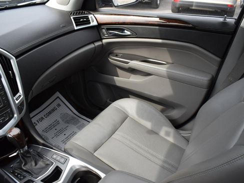 Used 2012 Cadillac SRX Luxury AWD/4WD image 8