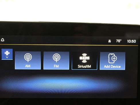 Used 2025 Chevrolet Trax LT image 39