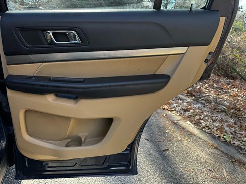 Used 2016 Ford Explorer 4WD image 9