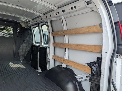 Used 2023 Chevrolet Express 2500 w/ Driver Convenience Package image 13