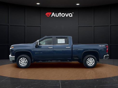 Used 2021 Chevrolet Silverado 2500 LTZ w/ LTZ Plus Package AWD/4WD image 2