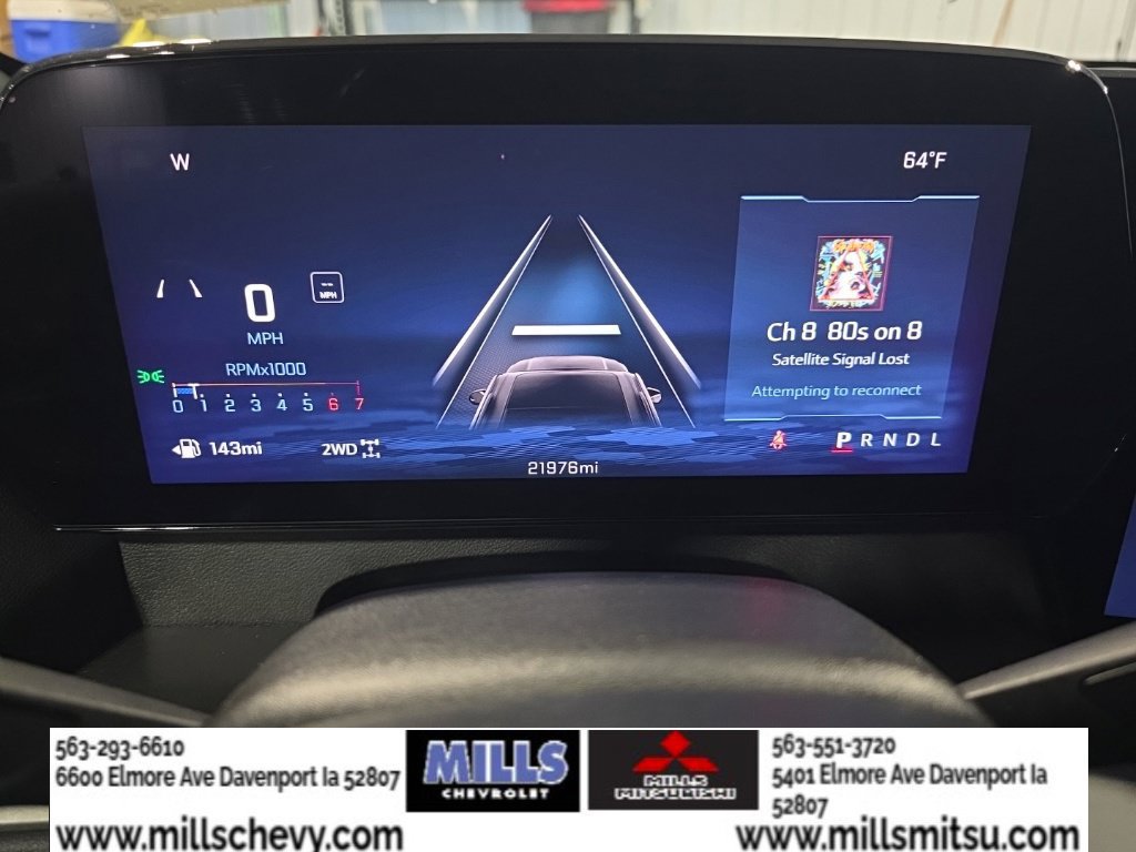 Used 2024 Chevrolet Traverse LT w/ Midnight/Sport Edition AWD/4WD image 11