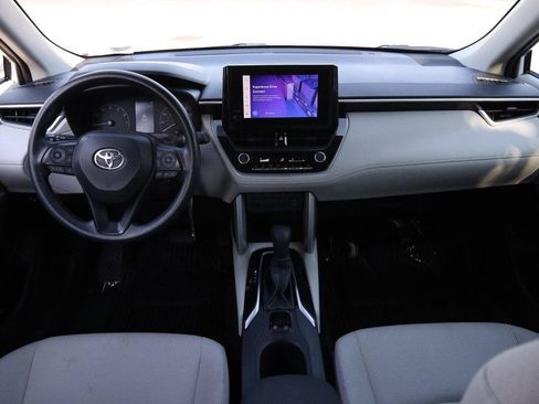 Used 2024 Toyota Corolla Cross L AWD/4WD image 21