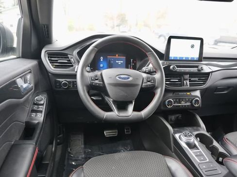 Used 2024 Ford Escape ST-Line image 16