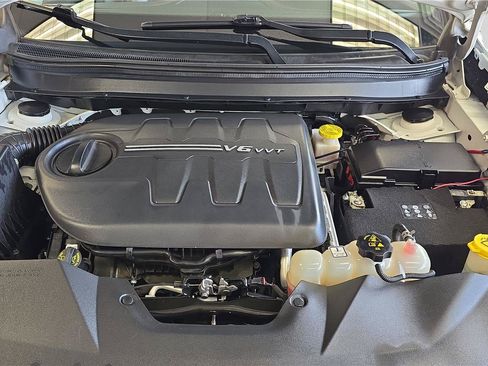 Used 2021 Jeep Cherokee Trailhawk w/ Sun, Sound & Nav Group AWD/4WD image 28