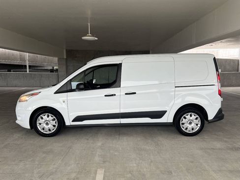 Used 2018 Ford Transit Connect XLT FWD image 12
