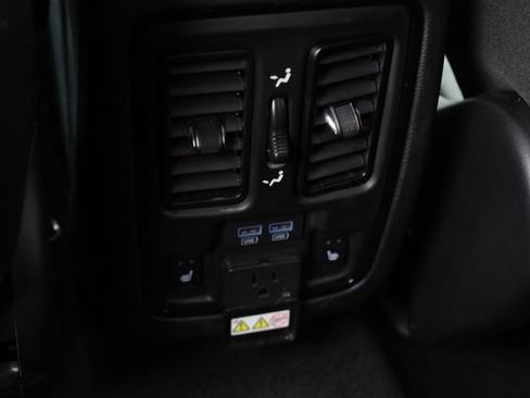 Used 2025 Dodge Durango GT image 26