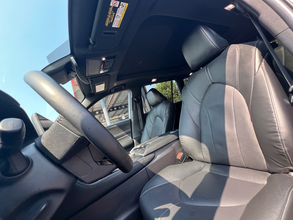 Used 2025 Toyota Grand Highlander AWD Hybrid image 16