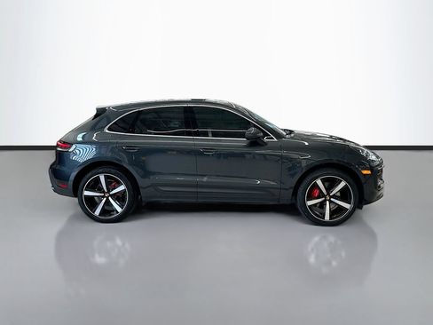 Certified 2022 Porsche Macan S AWD/4WD image 8