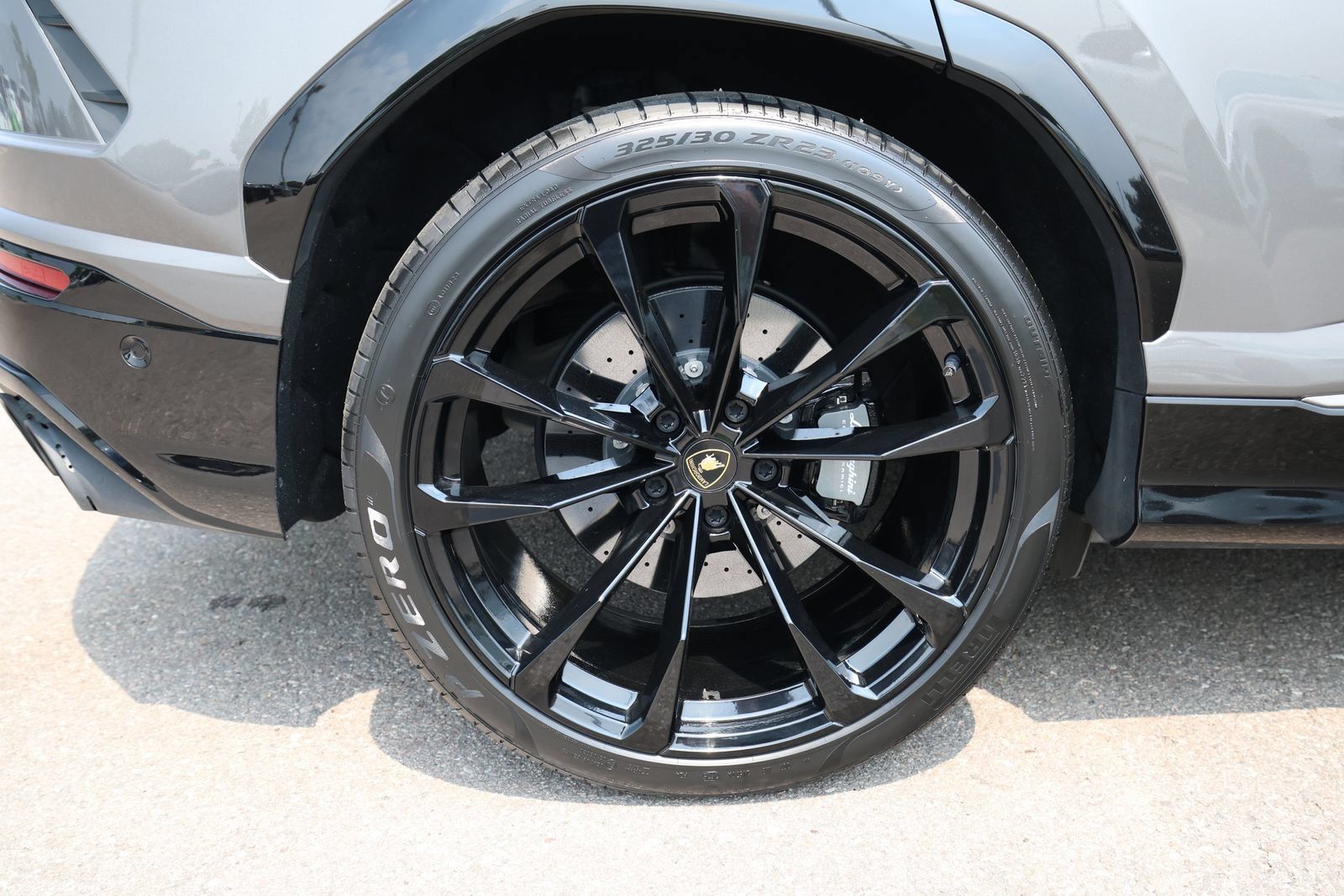Used 2021 Lamborghini Urus AWD/4WD image 13