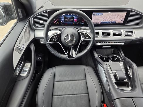 Used 2026 Mercedes-Benz GLE 350 4MATIC w/ Driver Assistance Package image 13