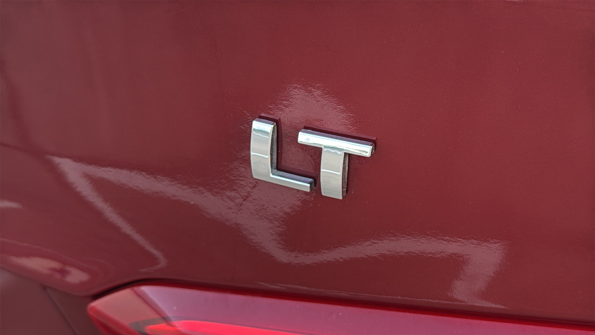 Used 2018 Chevrolet Malibu LT FWD image 11