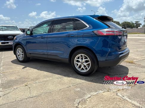 Used 2024 Ford Edge SEL AWD/4WD image 11