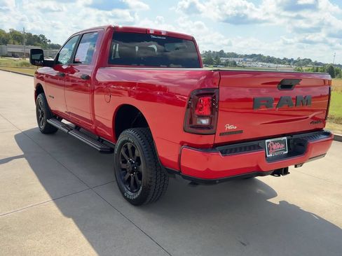 Used 2026 RAM 2500 Big Horn AWD/4WD image 7