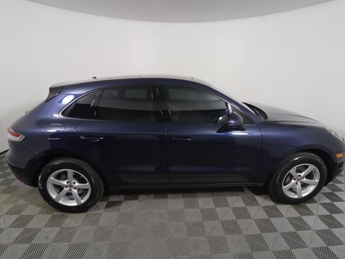 Used 2021 Porsche Macan image 8
