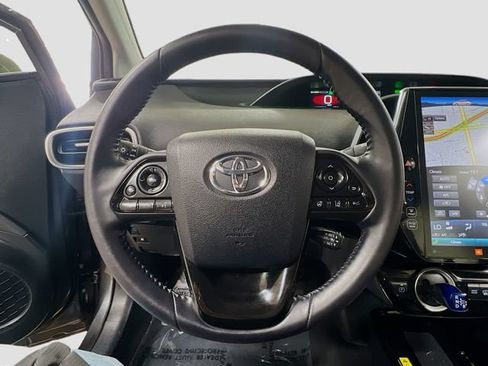 Used 2021 Toyota Prius Prime Limited FWD image 11