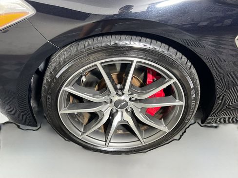 Used 2020 Genesis G70 3.3T w/ Elite Package image 13