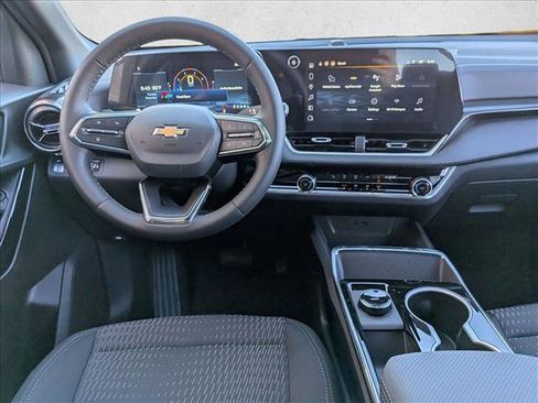 New 2026 Chevrolet Equinox LT image 14