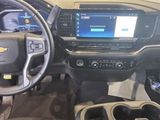 Used 2023 Chevrolet Silverado 1500 LT image 3