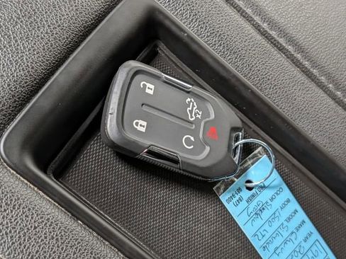 Used 2021 Chevrolet Silverado 1500 LTZ image 24