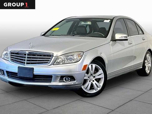 Used 2010 Mercedes-Benz C 300 4MATIC Sedan image 1