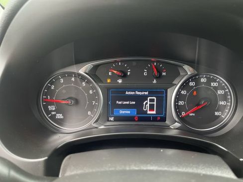 Used 2023 GMC Terrain SLE w/ Driver Convenience Package FWD image 13