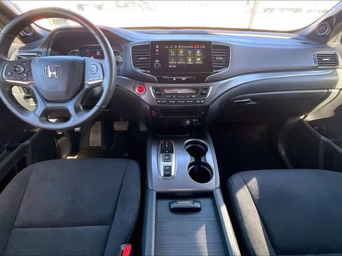 Used 2022 Honda Pilot Sport image 13