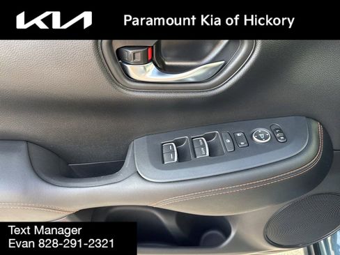 Used 2023 Honda HR-V Sport image 15