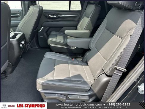 Used 2024 GMC Yukon Denali AWD/4WD image 13