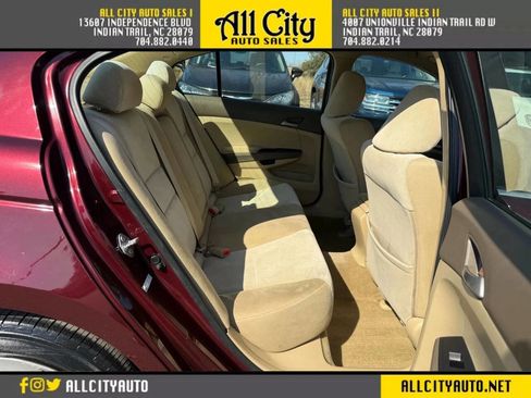 Used 2010 Honda Accord LX image 11