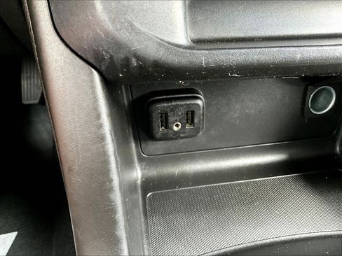 Used 2022 Chevrolet Colorado W/T w/ Custom Special Edition RWD image 14