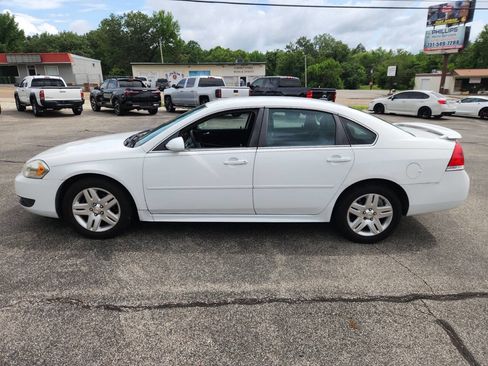 Used 2011 Chevrolet Impala LT w/ Luxury Edition Package FWD image 5