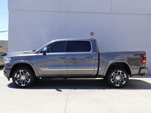 Used 2024 RAM 1500 Limited AWD/4WD image 2
