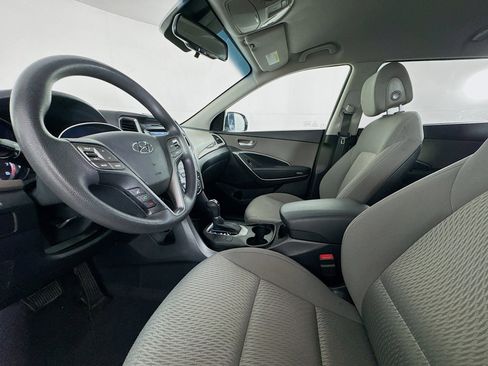 Used 2017 Hyundai Santa Fe SE image 33