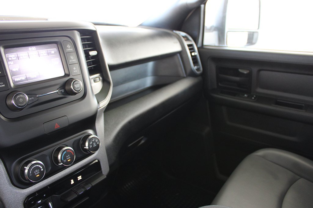 Used 2024 RAM 2500 Tradesman RWD image 32