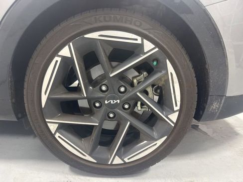 Used 2025 Kia K4 GT-Line w/ GT-Line Premium Package FWD image 9