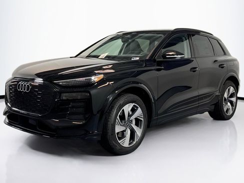 New 2025 Audi Q6 e-tron Premium Plus image 1