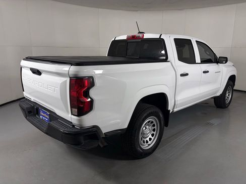 Used 2024 Chevrolet Colorado W/T w/ WT Convenience Package RWD image 10