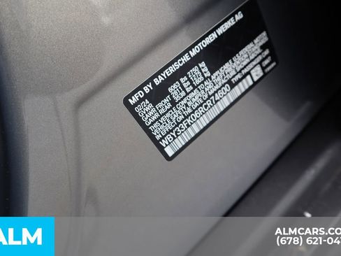 Used 2024 BMW i5 eDrive40i w/ Convenience Package image 38