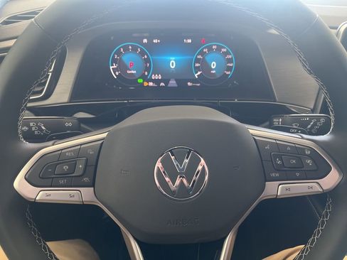 New 2026 Volkswagen Atlas Cross Sport SE AWD/4WD image 19
