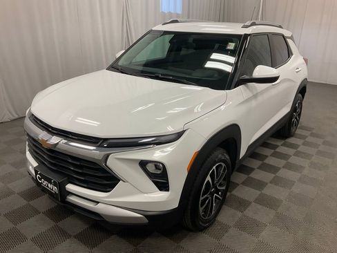 Used 2025 Chevrolet TrailBlazer LT image 10