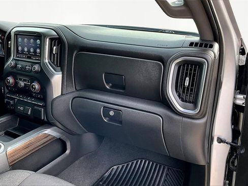 Used 2020 Chevrolet Silverado 1500 RST w/ Texas Edition image 17