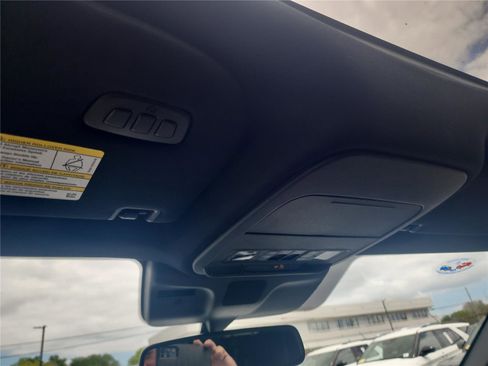 New 2026 Ford Expedition Max Platinum image 39