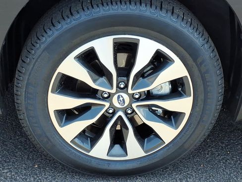 Certified 2025 Subaru Outback Limited w/ Popular Package #2 AWD/4WD image 12
