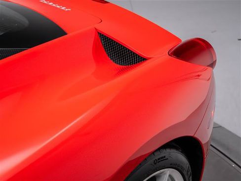 Used 2012 Ferrari 458 Italia Coupe RWD image 16