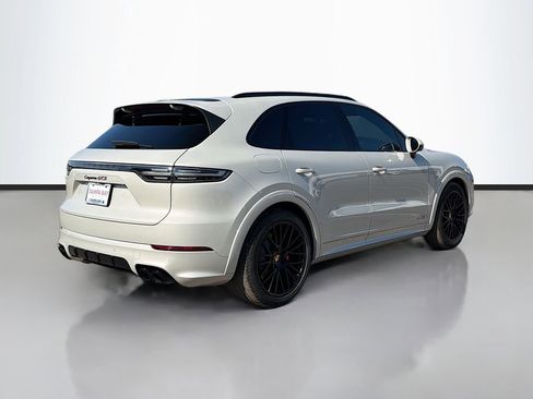 Used 2023 Porsche Cayenne GTS image 3