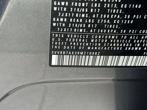 Certified 2024 Volkswagen Tiguan S image 32