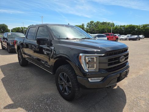 Used 2023 Ford F150 Lariat w/ Equipment Group 502A High AWD/4WD image 6